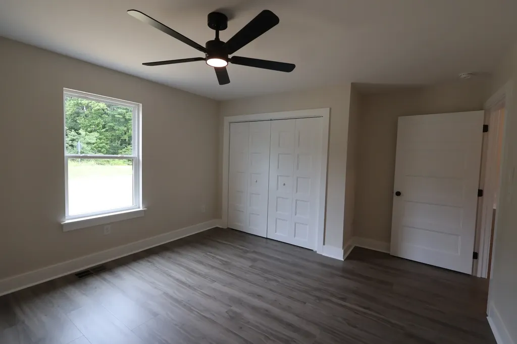 7208 Carthage Road Pleasant Shade TN 37145