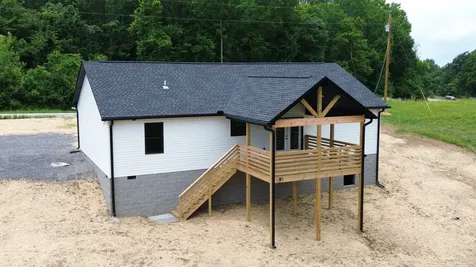 7208 Carthage Road Pleasant Shade TN 37145