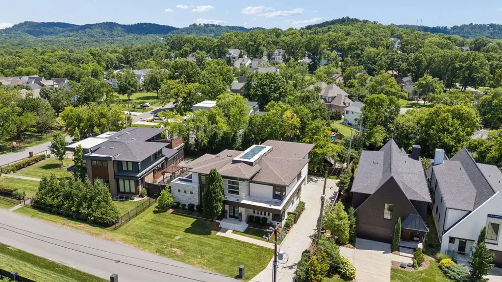 1807 Castleman Drive Nashville TN 37215