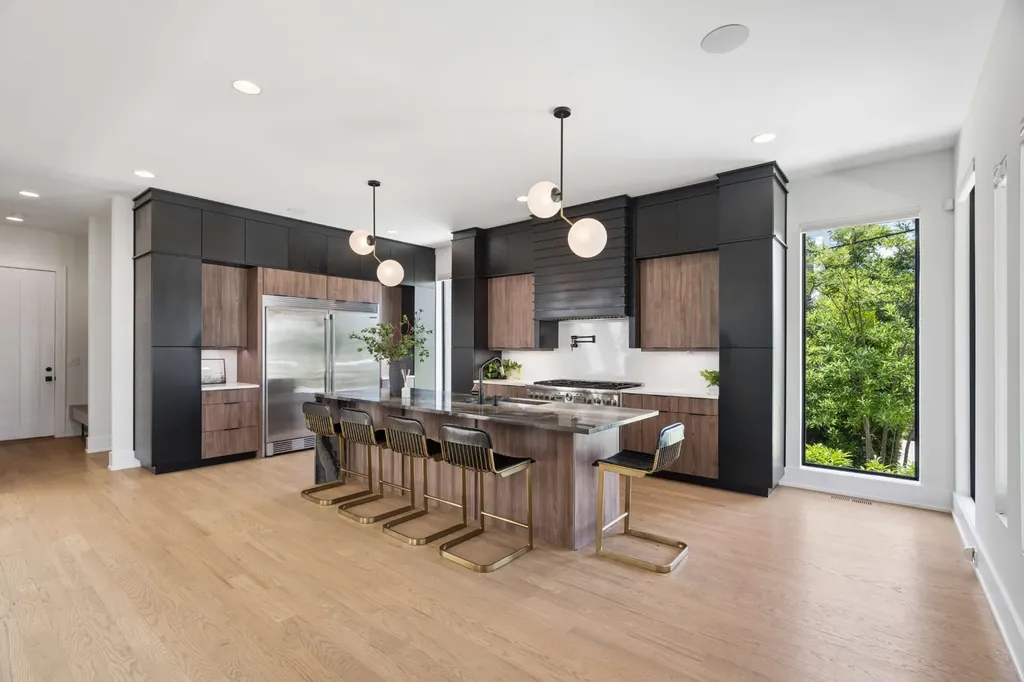 1807 Castleman Drive Nashville TN 37215