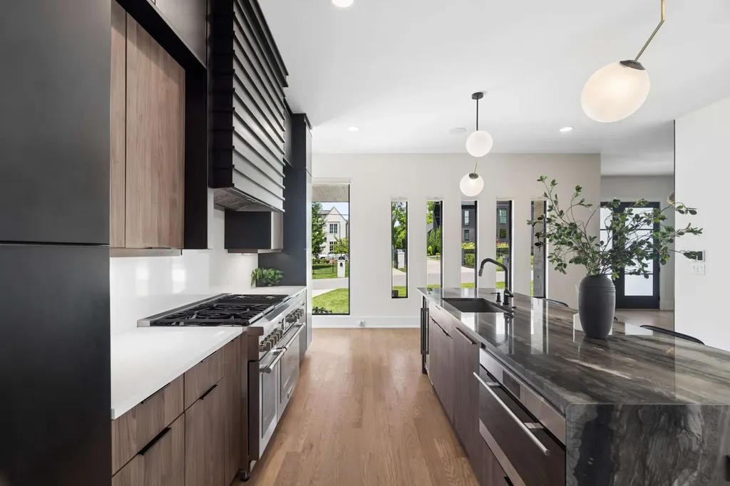 1807 Castleman Drive Nashville TN 37215