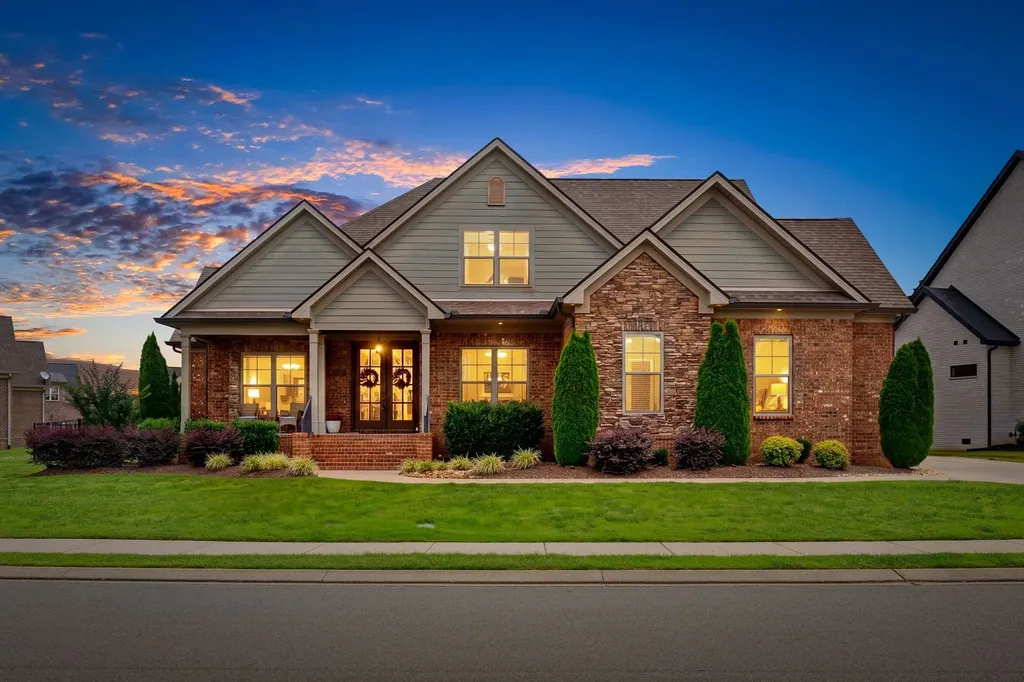 1022 Julian Way Murfreesboro TN 37128