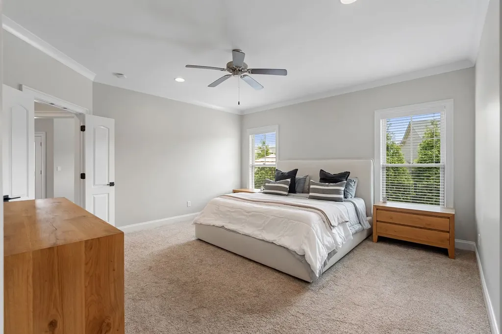 1022 Julian Way Murfreesboro TN 37128