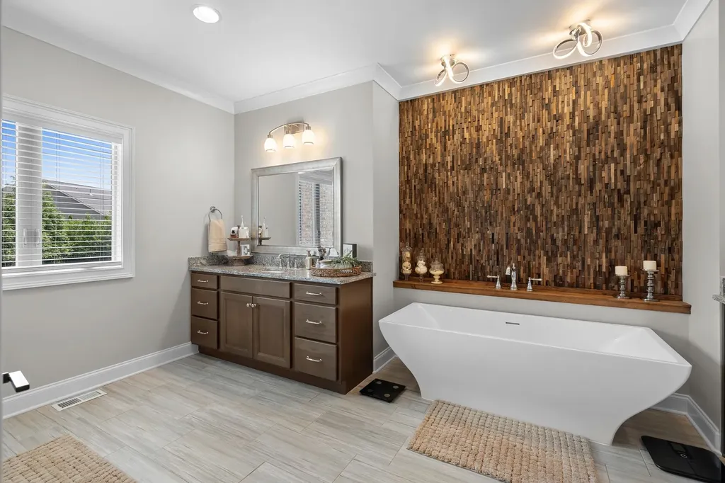 1022 Julian Way Murfreesboro TN 37128