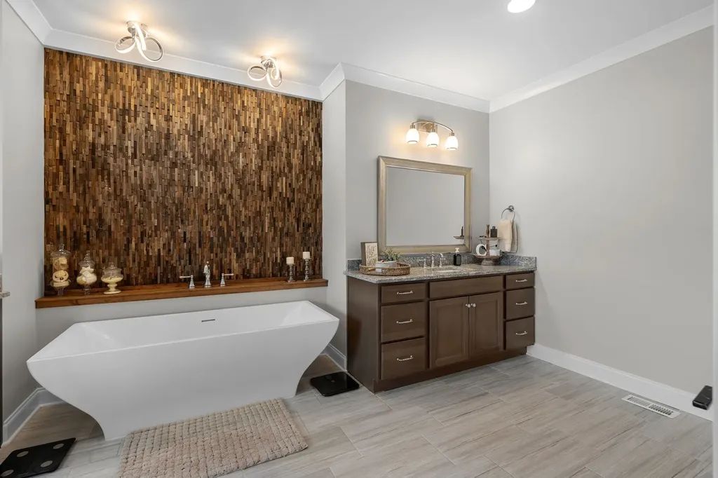 1022 Julian Way Murfreesboro TN 37128