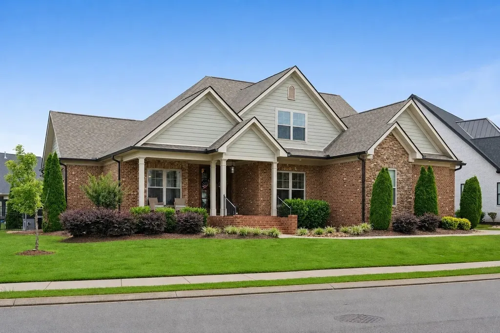 1022 Julian Way Murfreesboro TN 37128