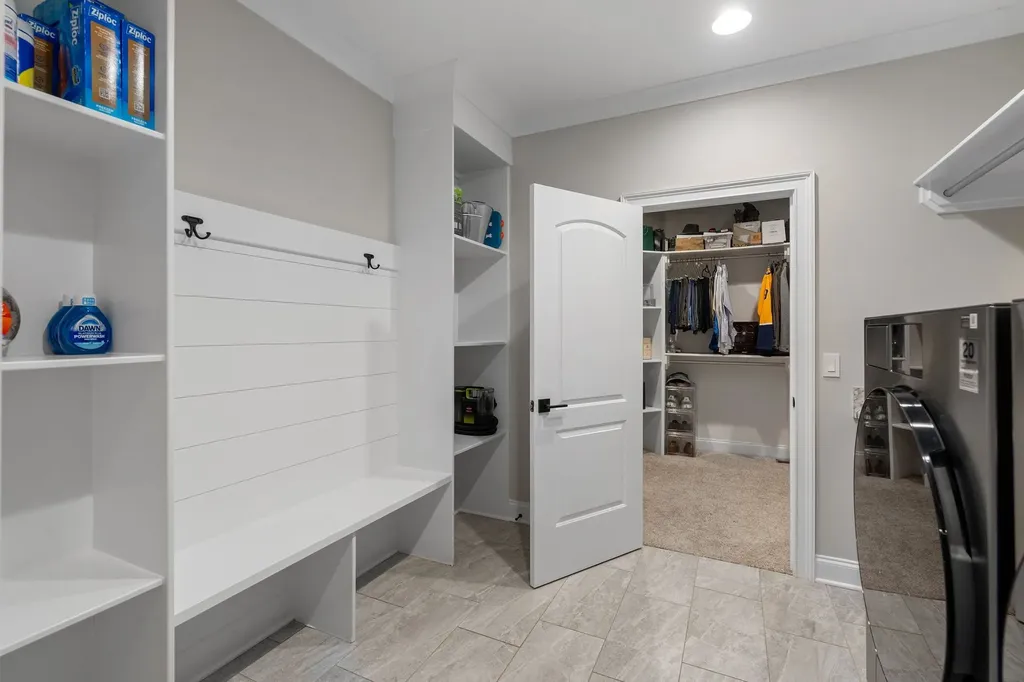1022 Julian Way Murfreesboro TN 37128