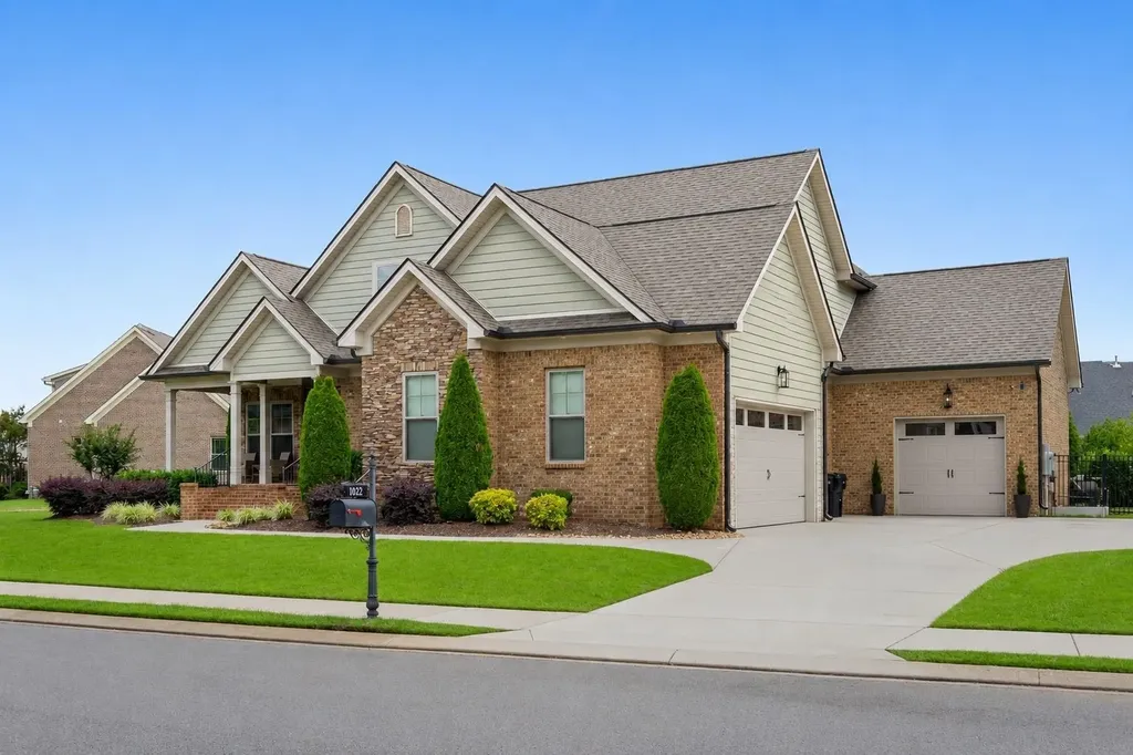 1022 Julian Way Murfreesboro TN 37128