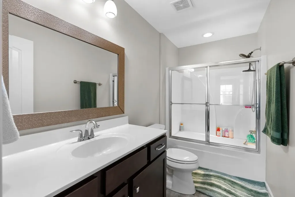 1022 Julian Way Murfreesboro TN 37128