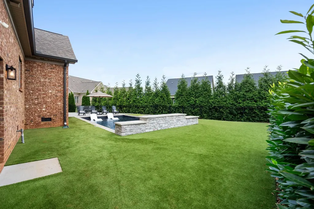 1022 Julian Way Murfreesboro TN 37128