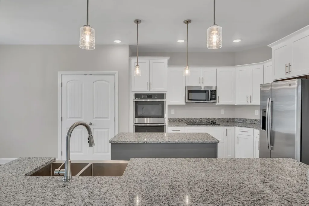 313 Clarabelle Lane Clarksville TN 37040