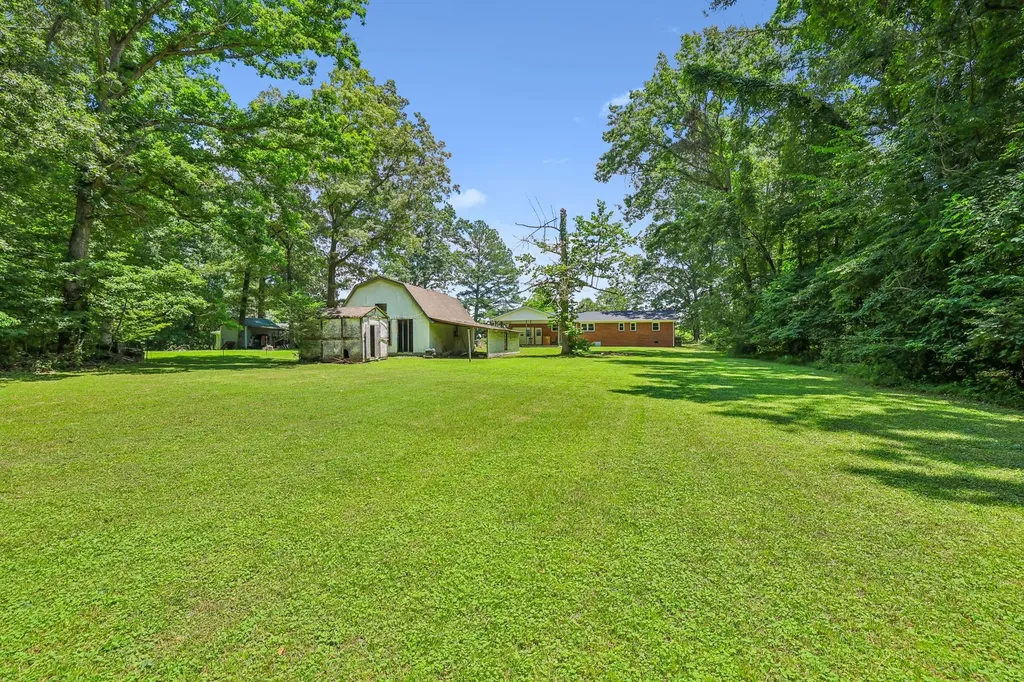 512 New Rock Creek Road Tullahoma TN 37388
