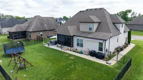 5709 Iverson Drive Murfreesboro TN 37127