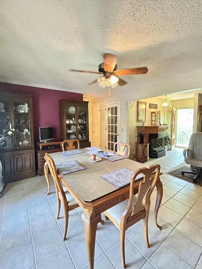 229 S Valley Road, S Hendersonville TN 37075