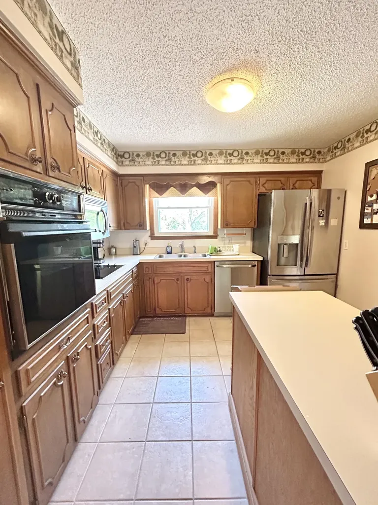 229 S Valley Road, S Hendersonville TN 37075