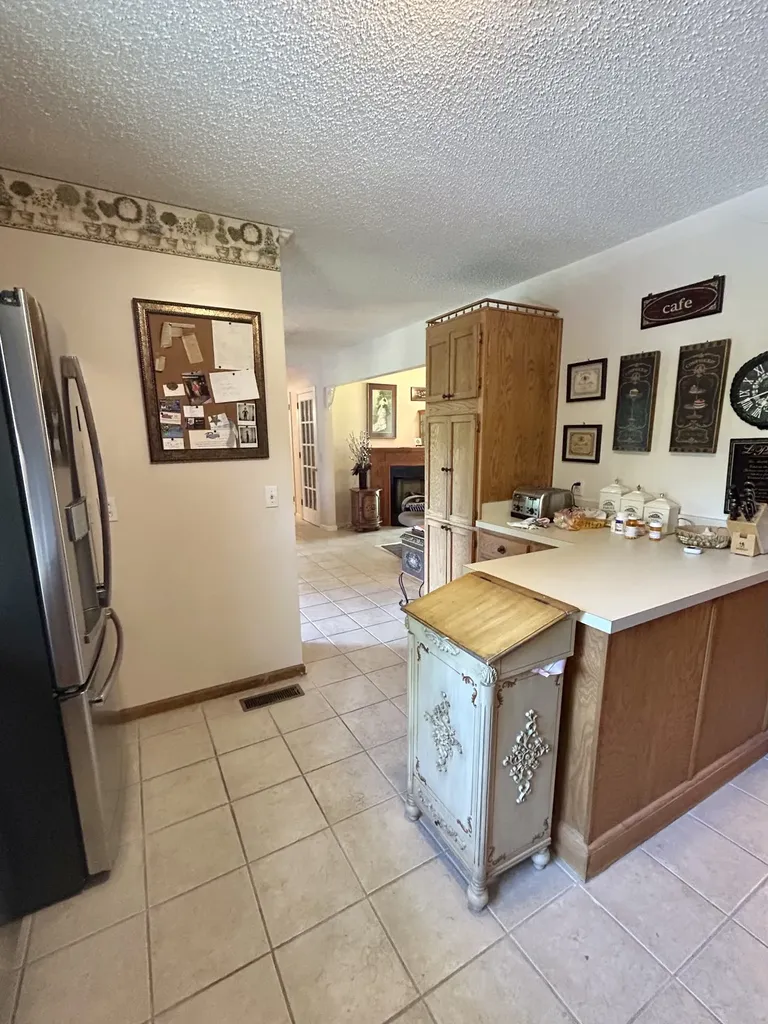 229 S Valley Road, S Hendersonville TN 37075