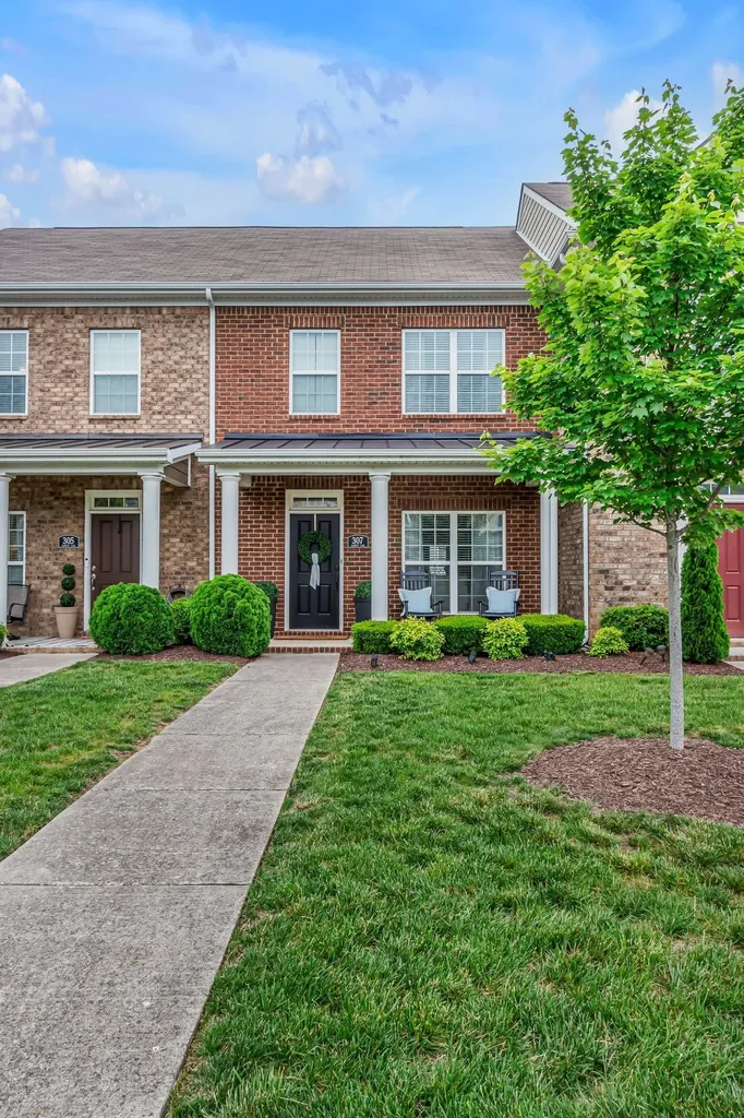 307 Oldbury Lane Spring Hill TN 37174