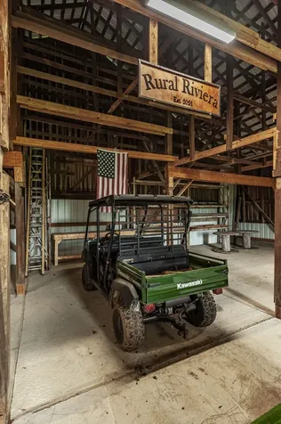 1113 E Robertson Road Castalian Springs TN 37031