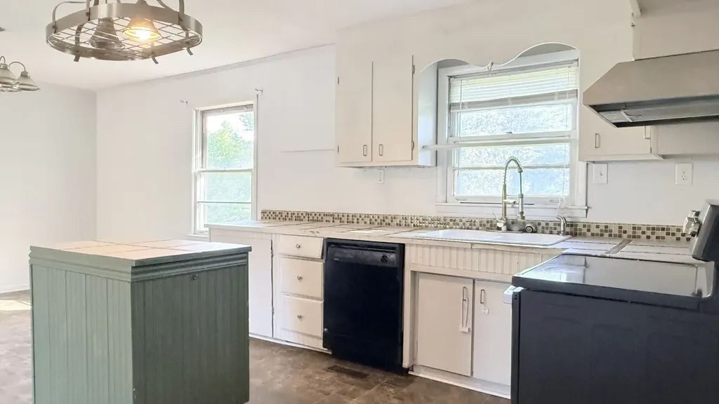 365 Stacy Road Manchester TN 37355