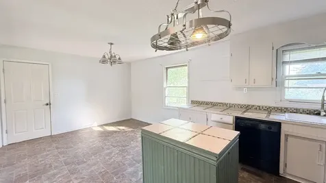 365 Stacy Road Manchester TN 37355
