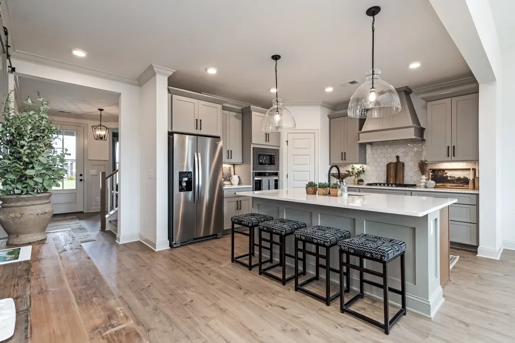 2633 Manning Pass Murfreesboro TN 37129