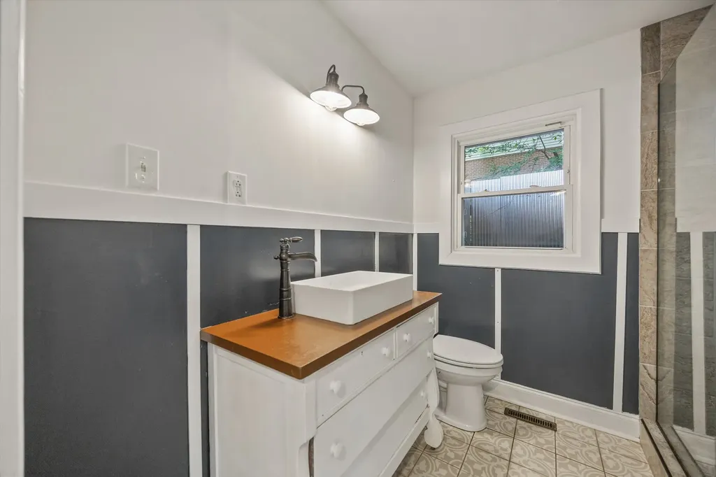406 Bellview Ave, N Fayetteville TN 37334