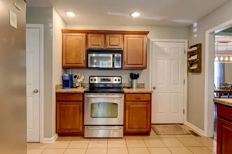 4396 Taylor Hall Lane Adams TN 37010