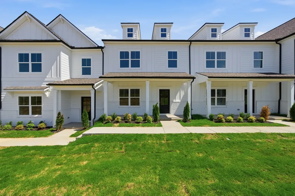 203 Martindale Lane Clarksville TN 37043
