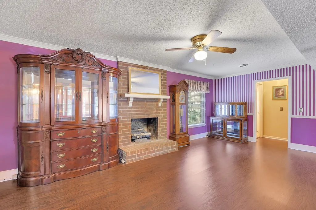 132 Clearlake Dr, E Nashville TN 37217