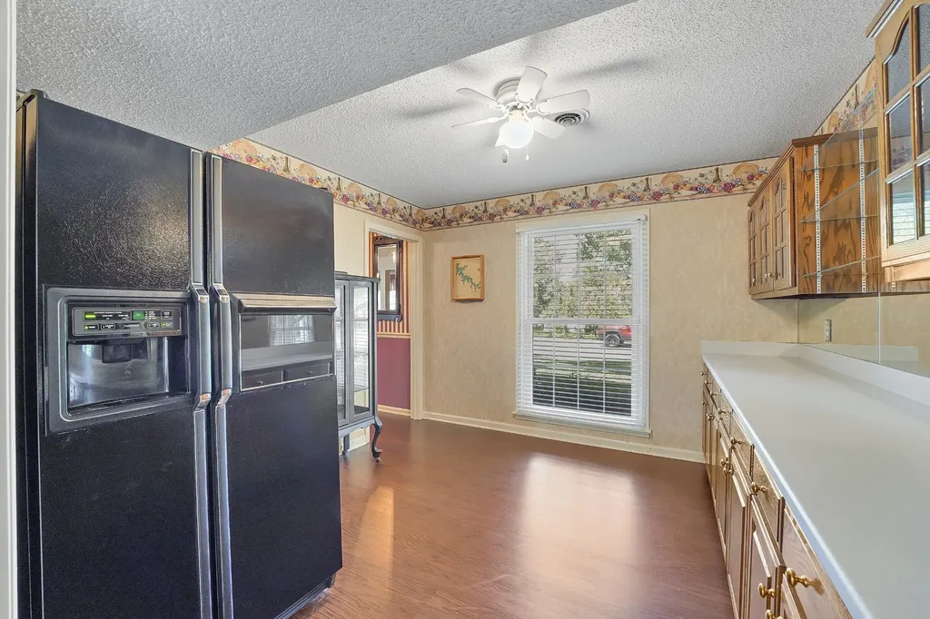 132 Clearlake Dr, E Nashville TN 37217