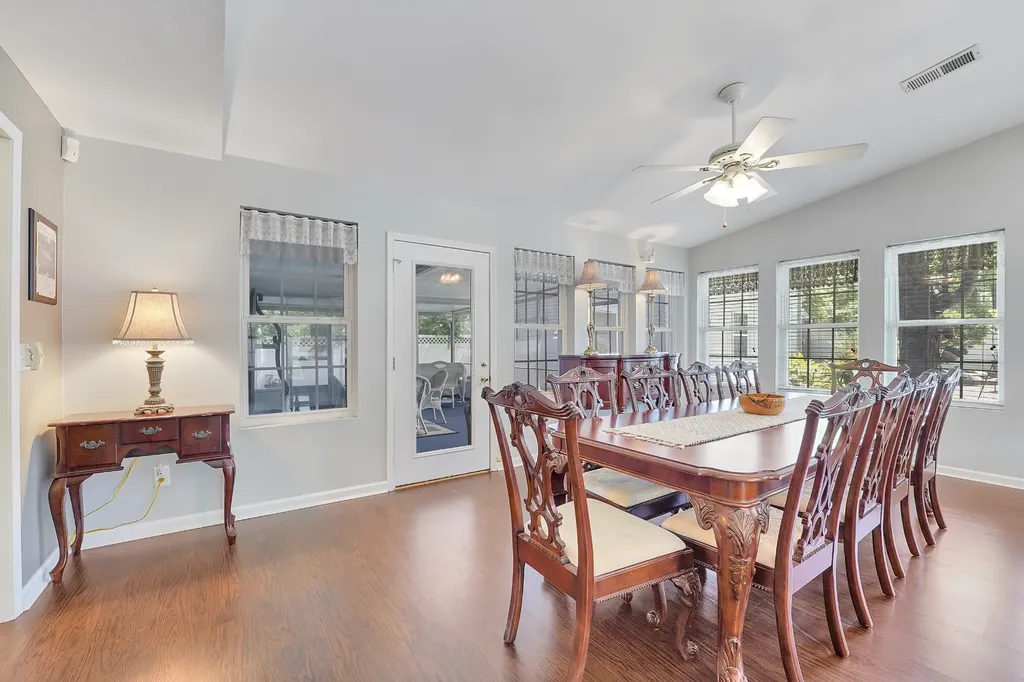 132 Clearlake Dr, E Nashville TN 37217