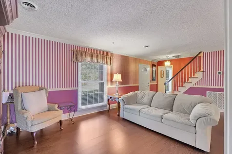 132 Clearlake Dr, E Nashville TN 37217
