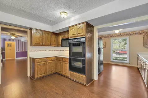 132 Clearlake Dr, E Nashville TN 37217