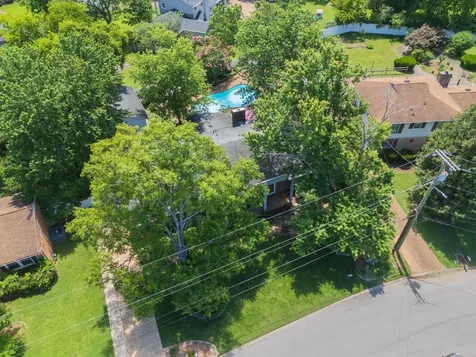 132 Clearlake Dr, E Nashville TN 37217