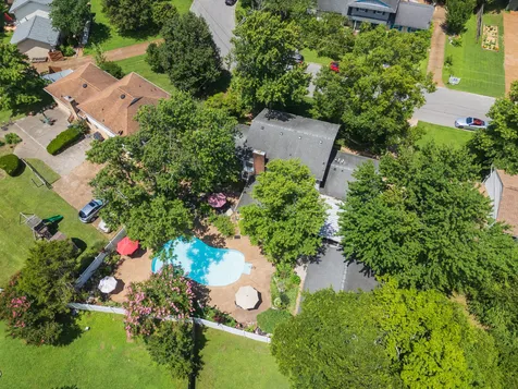 132 Clearlake Dr, E Nashville TN 37217