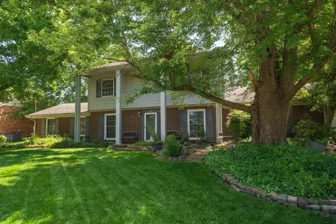 132 Clearlake Dr, E Nashville TN 37217