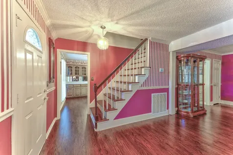 132 Clearlake Dr, E Nashville TN 37217