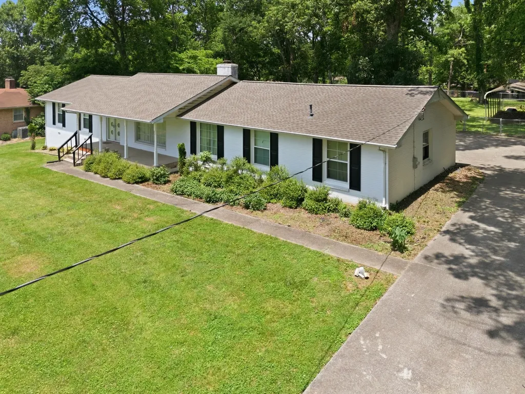 208 Lake Terrace Drive Hendersonville TN 37075