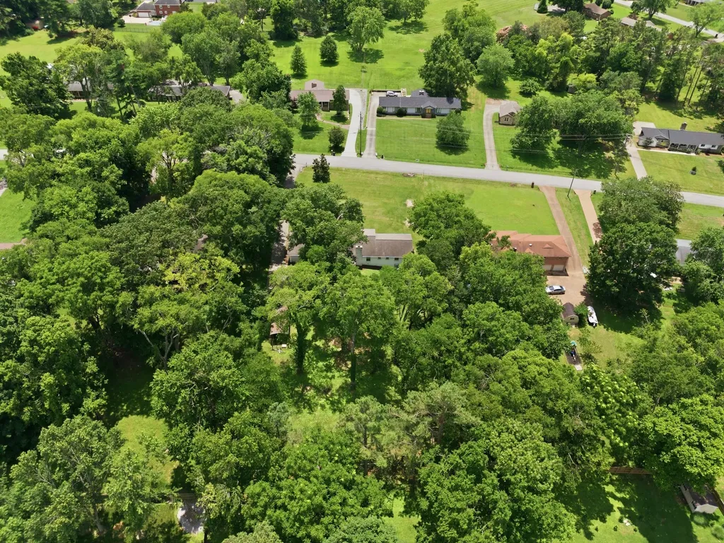 208 Lake Terrace Drive Hendersonville TN 37075
