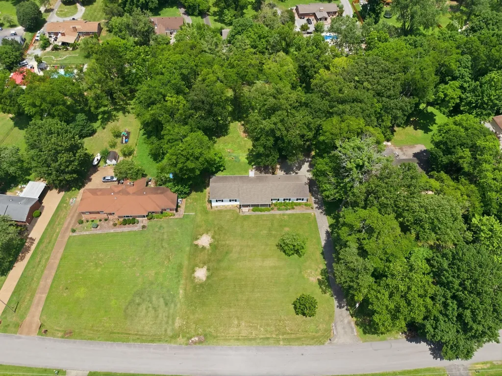 208 Lake Terrace Drive Hendersonville TN 37075