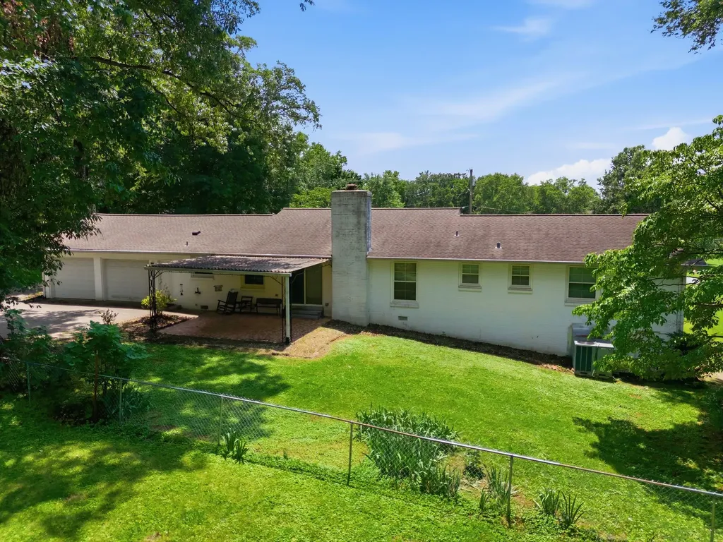 208 Lake Terrace Drive Hendersonville TN 37075