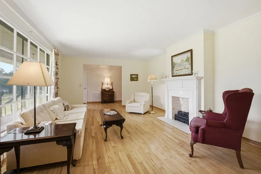 208 Lake Terrace Drive Hendersonville TN 37075