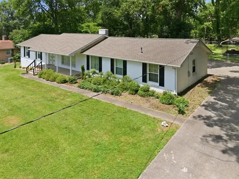 208 Lake Terrace Drive Hendersonville TN 37075