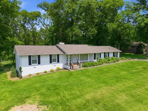 208 Lake Terrace Drive Hendersonville TN 37075