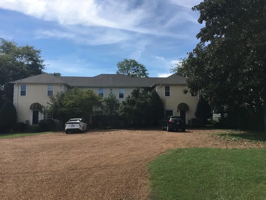 2607B Blakemore Avenue Nashville TN 37212