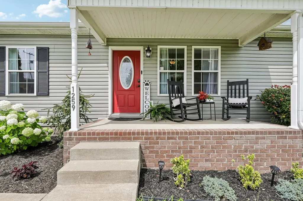 1259 N Corinth Road Portland TN 37148