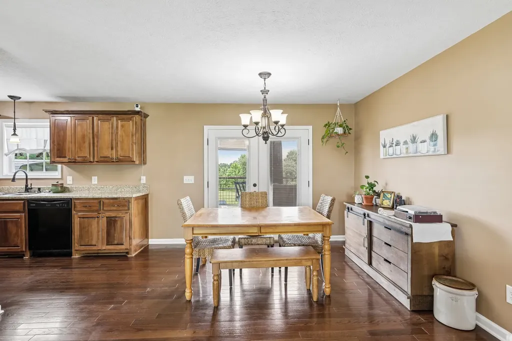 1259 N Corinth Road Portland TN 37148