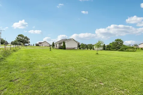 1259 N Corinth Road Portland TN 37148
