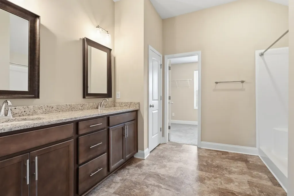 2255 Viking Court Murfreesboro TN 37127