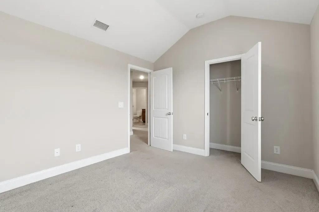 2255 Viking Court Murfreesboro TN 37127